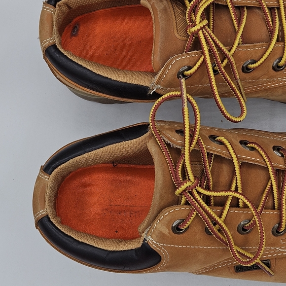 Mountain gear slip resistant work boots size 8 - Picture 13 of 16